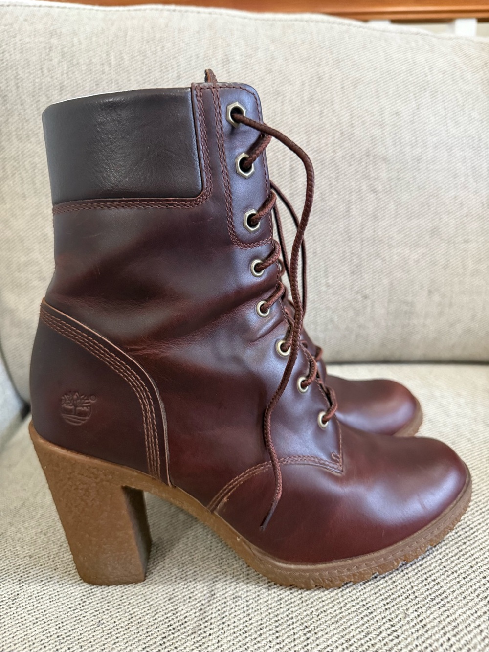 Timberland Women's Dark Brown Leather Lace-Up Heeled Boots